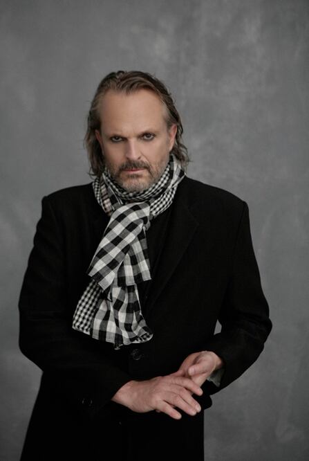 El cantante español se presentará con su gira AMO Tour en octubre en las ciudades de Morelia, León, San Luis Potosí, Veracruz, Villahermosa y DF (CORTESÍA)