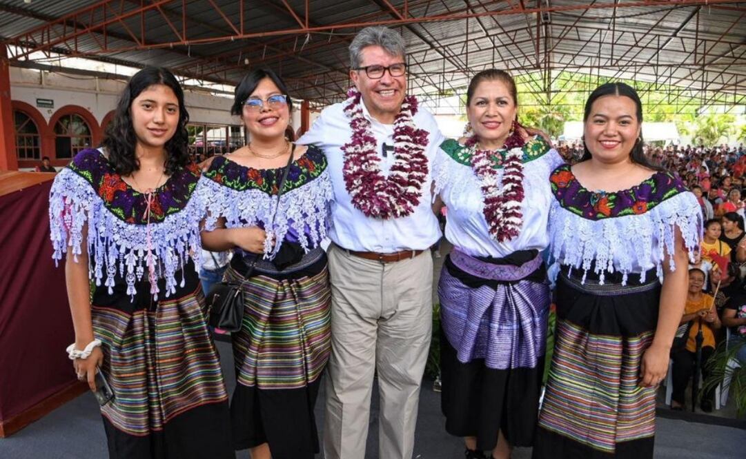 Ricardo Monreal en rueda de prensa en Palenque Chiapas. Foto: Especial