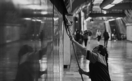"Tratado de invisibilidad", el documental que muestra la importancia de la gente que limpia