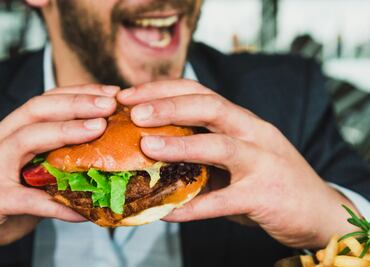 Sonrisa perfecta: 6 alimentos que destruyen tu salud bucal