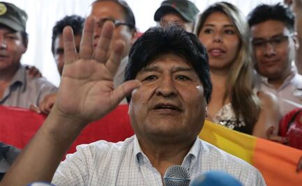 Detienen a 2 exfuncionarios de Evo Morales cuando partían a México