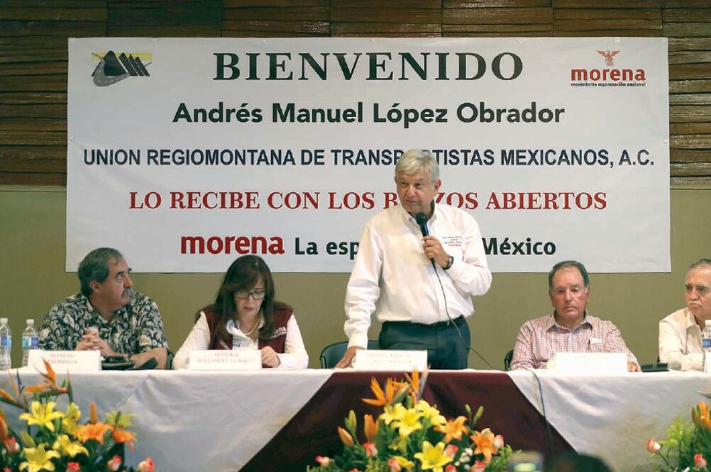 Andrés Manuel López Obrador aseguró que el aeropuerto en Texcoco es un monumento a la corrupción (VALENTE ROSAS. EL UNIVERSAL)