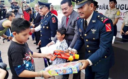 Intercambia Sedena juguetes bélicos por juegos didácticos en Sonora