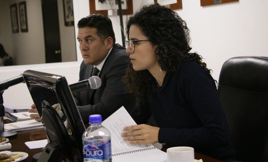 Luisa María Alcalde Luján, titular de la Secretaría del Trabajo y Previsión Social, y Alberto Ortiz Bolaños, director del Fonacot / Tomada de Twitter @Fonacot_oficial