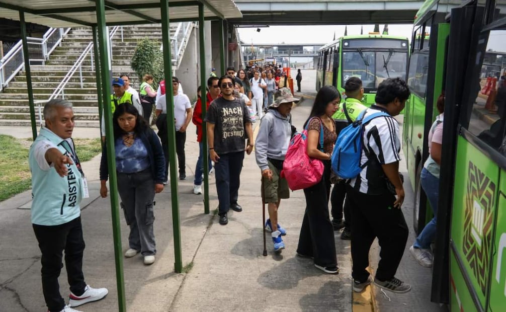 Durante estos cinco días permanecerán cerradas las estaciones del tramo Tláhuac-Lomas Estrella.
(12/09/26)
Foto: Karla Guerrero / EL UNIVERSAL