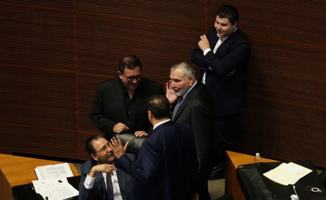 El senador Adán Augusto López durante la sesión de la Comisión Permanente en el Senado (30/07/25). Foto: Carlos Mejía/ EL UNIVERSAL