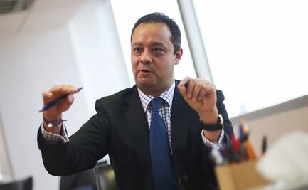 Estimaciones por depreciación del peso son exageradas, asegura subsecretario de Hacienda