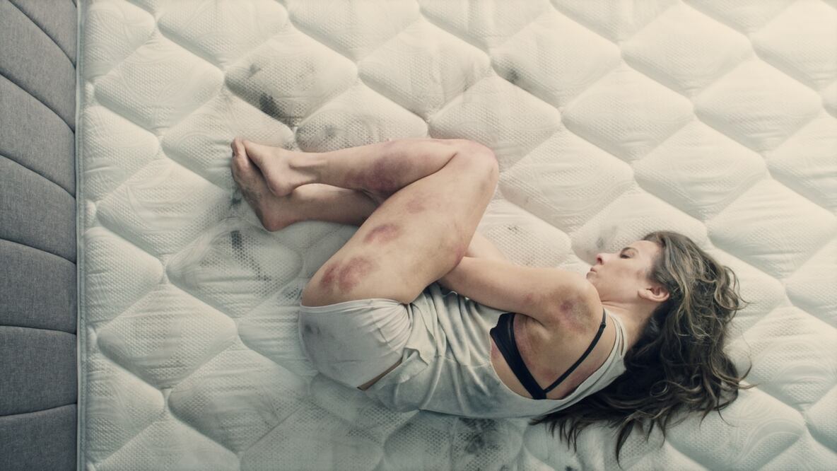 La secuestran y torturan para que confiese asesinato de su esposo