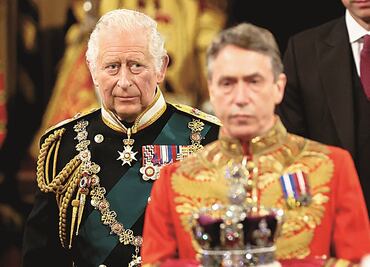 Carlos: 7 décadas esperando para ser monarca