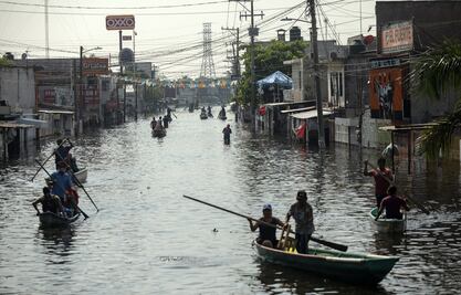 Detienen en Tabasco a 11 personas por cometer saqueos durante inundaciones
