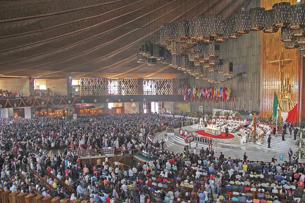 En su visita a la ciudad de México, el papa Francisco visitará la Basílica de Guadalupe. El GDF comenzó con las trabajos de remozamiento (ARCHIVO EL UNIVERSAL)