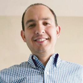 Un panista, el interino en Puebla