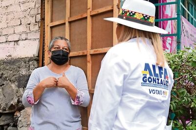 Alfa González denuncia que están condicionando el agua