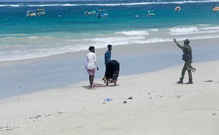 Atentado islamista en una playa de Somalia deja 37 muertos