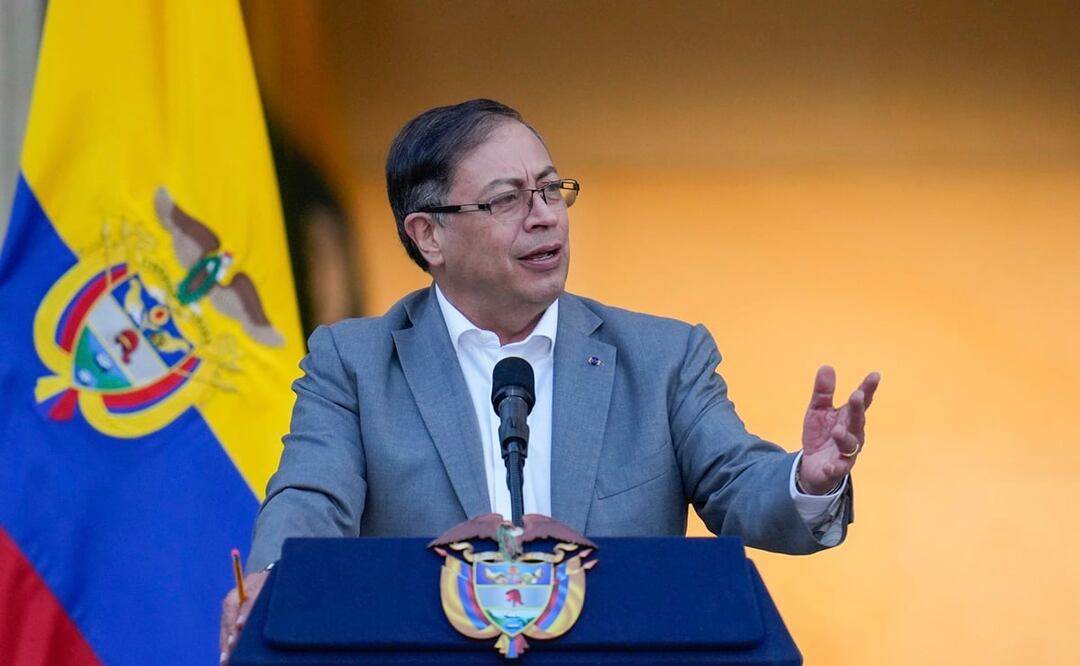 El presidente colombiano declaró que no se pueden mantener relaciones diplomáticas con un gobierno genocida. Foto: AP