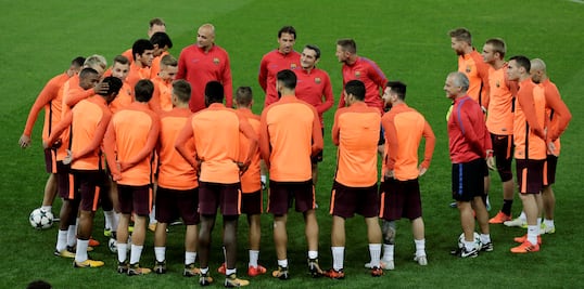 Barcelona busca amarrar su pase