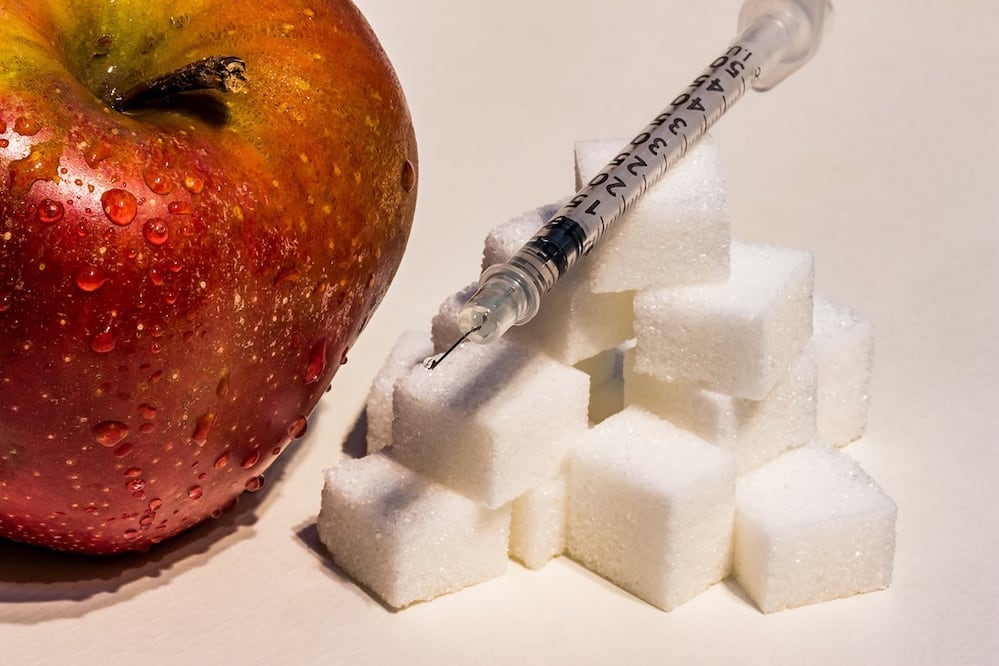 La manzana es un buen regulador para la glucosa en la sangre gracias a la pectina que contiene / Foto: Pixabay