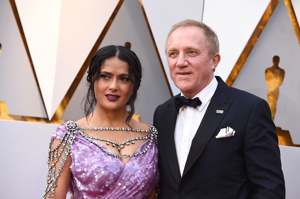 La mexicana Salma Hayek optó por un diseño estilo hortera de Gucci. [Foto: AP]