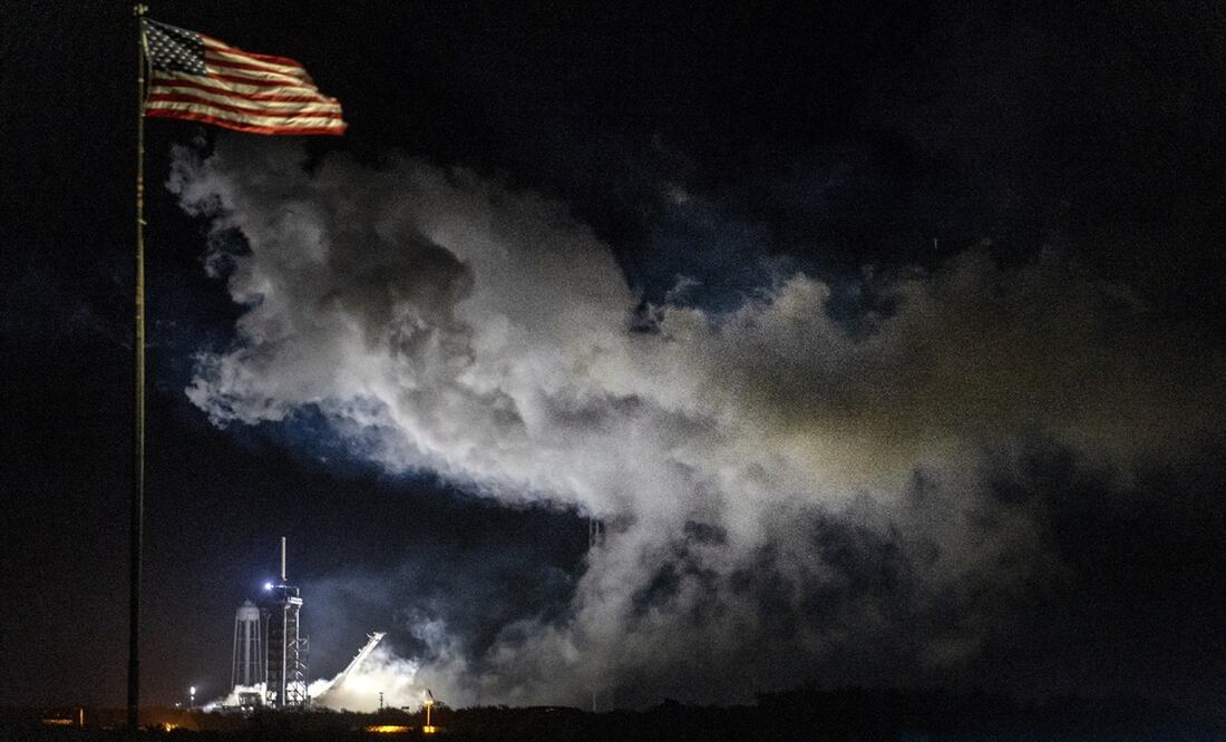 El módulo de aterrizaje Nova-C, de forma hexagonal y denominado "Odysseus", despegó a la 01H06 del jueves (06H06 GMT) a bordo de un cohete Falcon 9 de SpaceX desde el Centro Espacial Kennedy, de Florida. Foto: EFE