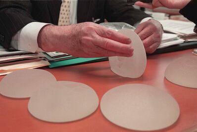 México, cuarto lugar mundial en cirugías de aumento de busto