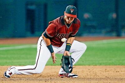 Arizona logra barrida