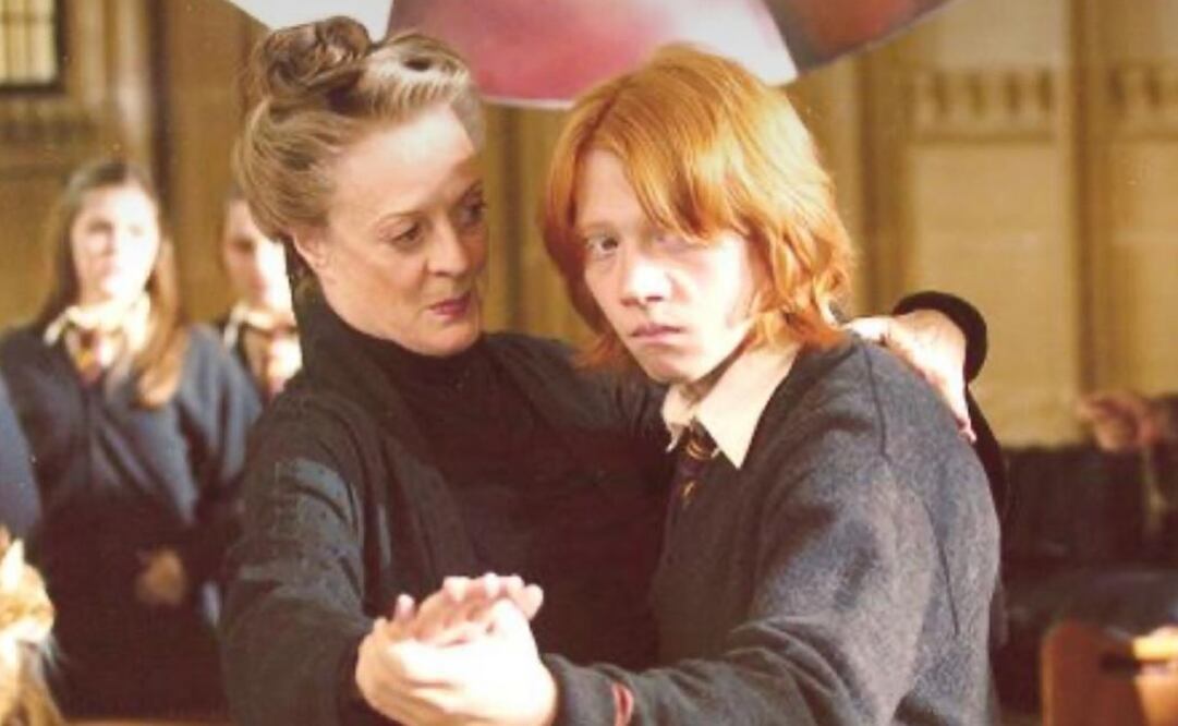 El actor Rupert Grint, que interpretó a Ron Weasley en la ficción, recordó a Maggie Smith como una persona especial y siempre divertida.