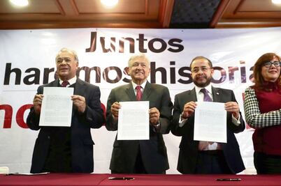 AMLO amarra alianza con PT y PES para la Presidencia