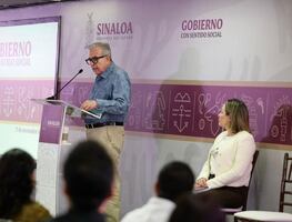 Los 17 hombres recatados en taller mecánico de Culiacán eran choferes de tráiler, asegura Rubén Rocha