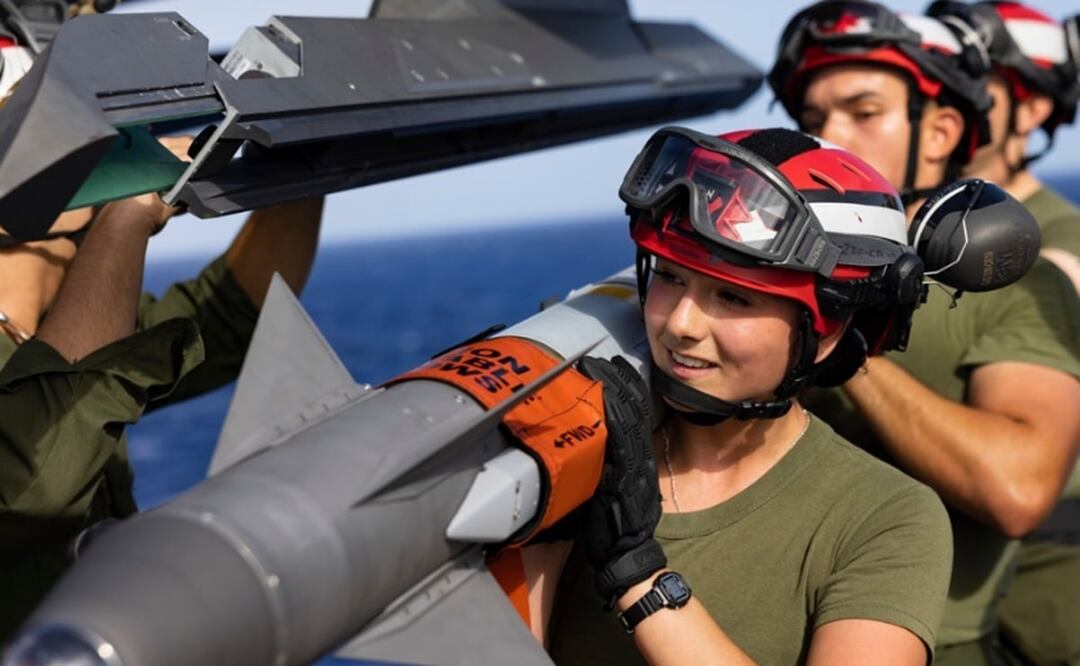 Aviadoras de Estados Unidos serán reconocidas en el Super Bowl. Foto: Instagram @usnavy