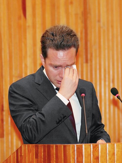 El gobernador de Chiapas, Manuel Velasco Coello, comentó que es poco usual que acuda a eventos en los que se reconozca la trayectoria profesional de su padre, quien fue médico al igual que su abuelo