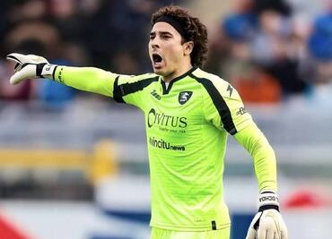 Memo Ochoa no es el único portero mexicano con más de mil goles en contra