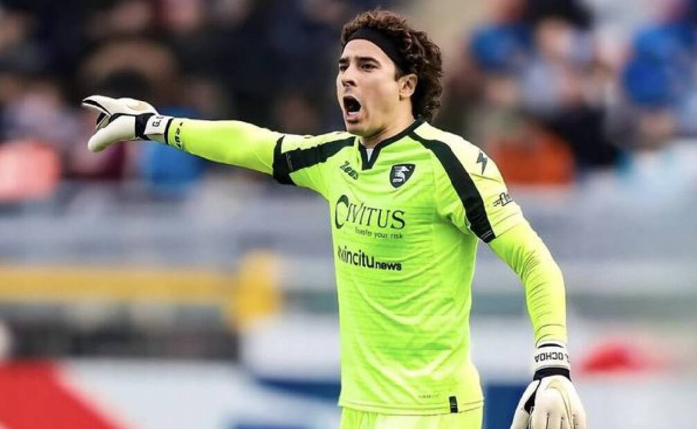 Guillermo Ochoa de nuevo fue goleado y llegó a los mil anotaciones en contra. Foto: Especial