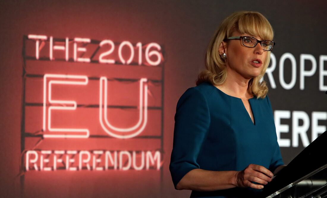 La jefe del conteo oficial para el referendo de la Unión Europea, Jenny Watson (Foto: EFE)
