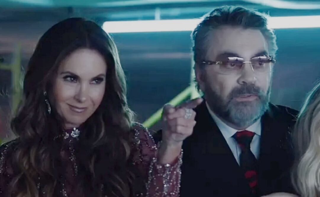 Lucero y Mijares dan de qué hablar en "Juego de Voces", programa en el que trabajan junto a su hija Lucero Mijares.