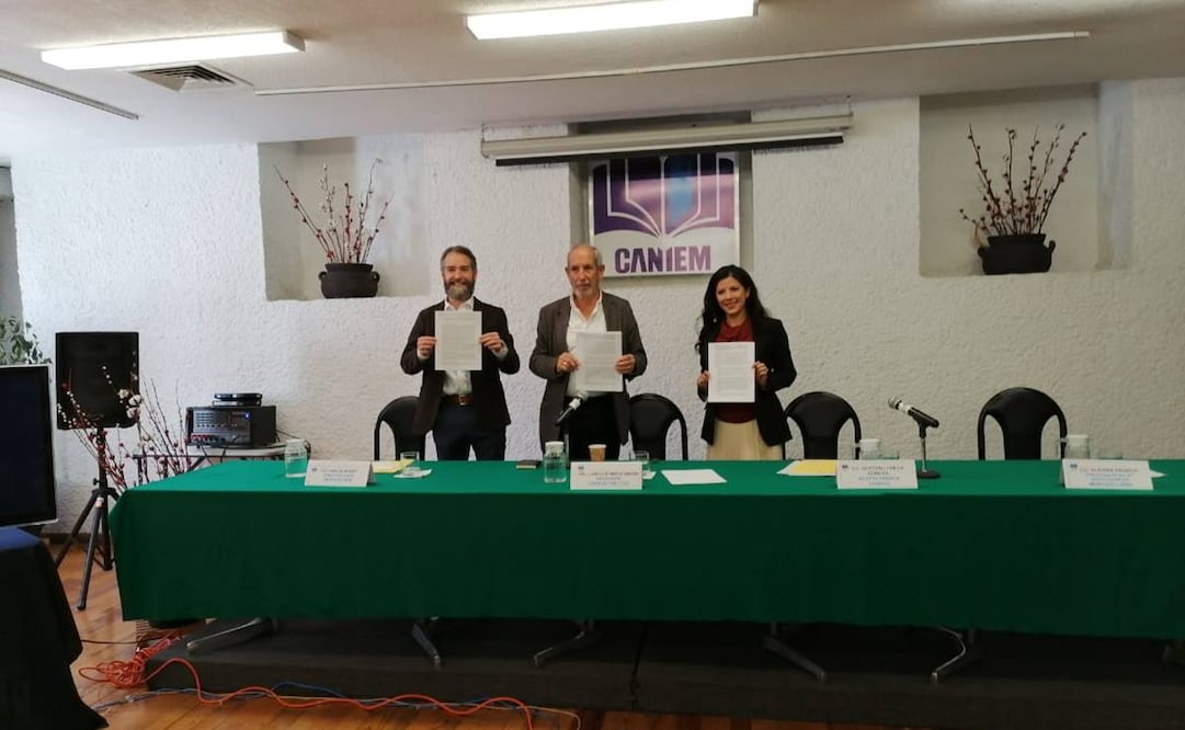 En México, 4 de cada 10 libros que se consumen son piratas