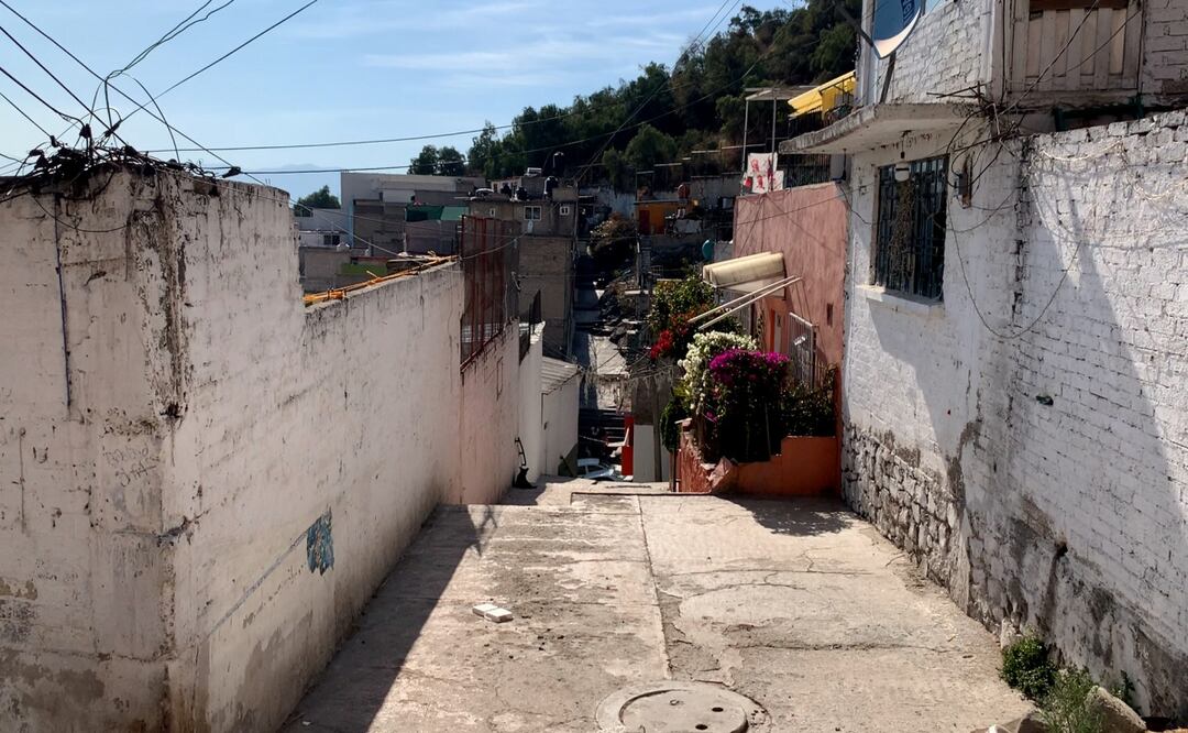 Vecinos de la GAM alertan de robos con violencia en compra de autos. Foto: Alberto González