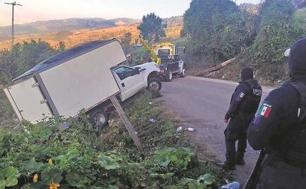 Se vuelca camioneta en Chiapas; hay 6 migrantes heridos