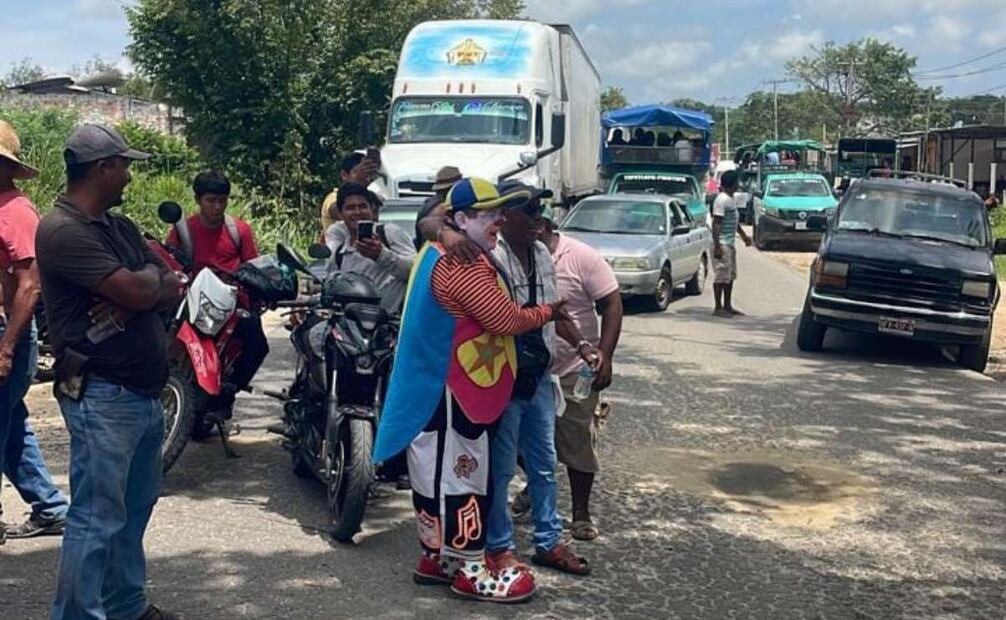 Manifestantes afirmaron que algunos apoyos se han limitado a despensas y a otros pocos, insumos para el campo (14/08/2025). Foto: Especial
