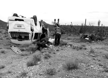 Políticos lamentan accidente de caravana de Marichuy