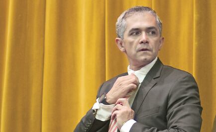Urge Mancera a definir métodos en el FCM