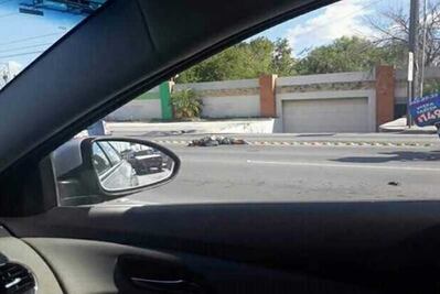 Video. Momento en que motociclista arrolla a peatón