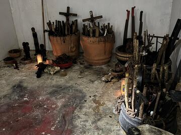 Hallan altar con cráneos humanos en casa de excolaborador de Cuauhtémoc Blanco; detienen a presunto escolta del exfuncionario