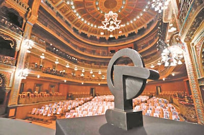 Arranca la Fiesta del Espíritu con un Teatro Juárez vacío