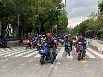 Tras más de 5 horas de bloqueos, repartidores de plataformas digitales liberan vialidades; tendrán mesa de diálogo con autoridades