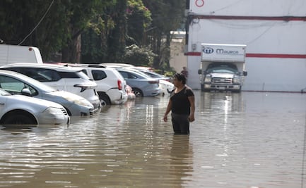 Vecinos de Tlalnepantla reclaman apoyo tras inundación; Operaciones Hidráulicas señala el alto nivel del Río de los Remedios