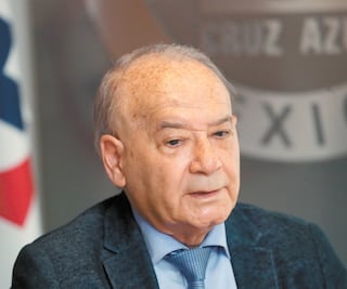 Rechaza Billy Álvarez poseer gran fortuna