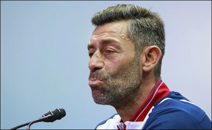 Pedro Caixinha "no se ensució las manos" con la llegada de Stephen Eustáquio