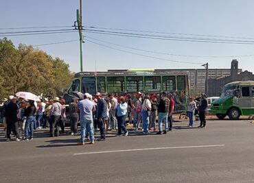 Reactivan acarreo en Morena; “sólo paso lista y me voy”, dicen previo a mitin en Tlatelolco