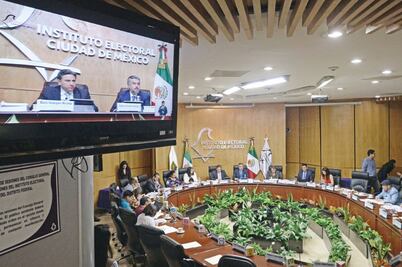 Multan a Morena y PT por anomalías en informe de gastos 