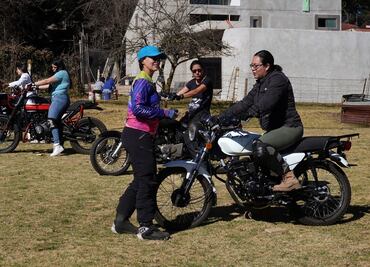 Mujeres en moto vencen sus miedos y se empoderan